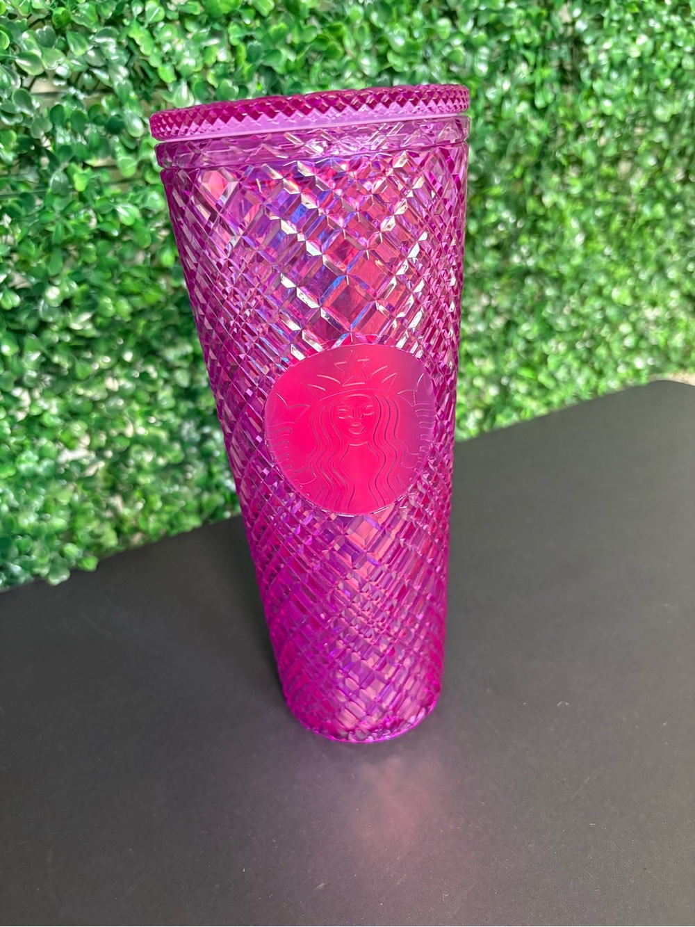 Starbucks Hot Pink Diamond-Cut Reusable Venti Tumbler